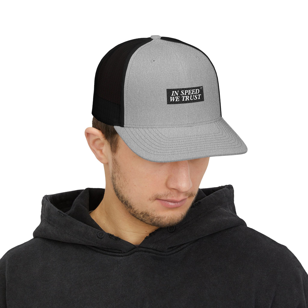 "En la velocidad confiamos" Bordado - Gorra trucker